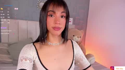 Snapshot of call_me_nora chatting on 24, 10, 2025 NORA online show from 24, 10, 2025