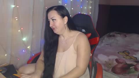Snapshot of call_me_shaya chatting on 6, 3, 2026 Shaya online show from 6, 3, 2026