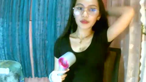 Snapshot of calla_freya chatting on 15, 10, 2025 Freya online show from 15, 10, 2025