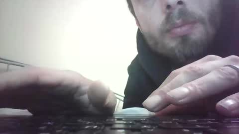 Snapshot of callme_arno chatting on 30, 11, 2025 Callme arno online show from 30, 11, 2025