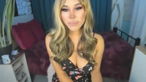 Snapshot of callmebythename_daisy chatting on 22, 4, 2026 A STINGY MAN IS A SIGN OF UNWELLINGNESS. online show from 22, 4, 2026