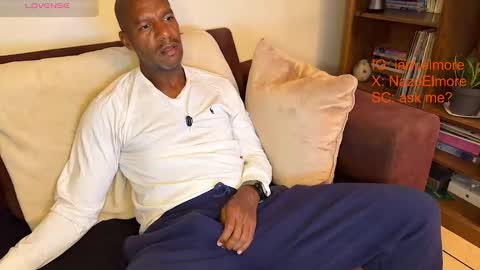 Snapshot of callmeelmore chatting on 21, 3, 2026 My name is Robert Dont be shysay hi I love to chat. For requests or dirty talk please use tips online show from 21, 3, 2026