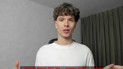Snapshot of calvin_loves_you chatting on 24, 2, 2026 Hey I am Calvin online show from 24, 2, 2026