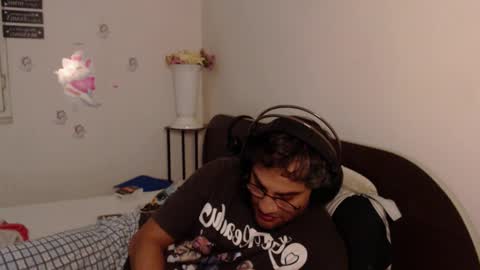 Snapshot of calvinjohnlad chatting on 18, 11, 2025 Calvinjohnlad online show from 18, 11, 2025