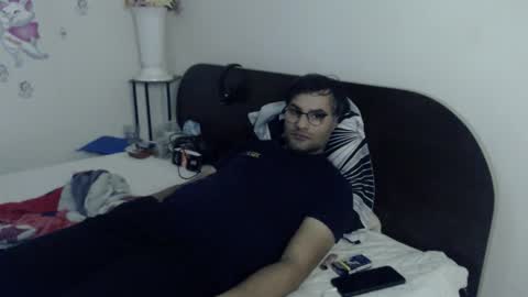 Snapshot of calvinjohnlad chatting on 24, 11, 2025 Calvinjohnlad online show from 24, 11, 2025