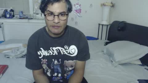 Snapshot of calvinjohnlad chatting on 16, 12, 2025 Calvinjohnlad online show from 16, 12, 2025