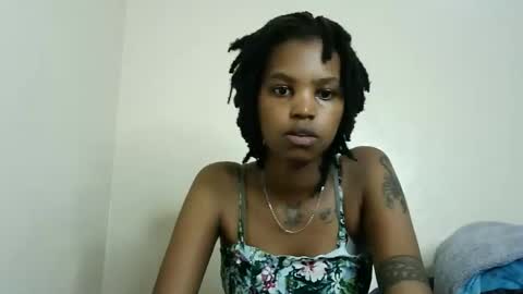 Snapshot of cam_she99 chatting on 24, 4, 2026 sunflower mommy online show from 24, 4, 2026