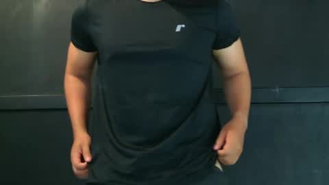 camara110 online show from 5, 3, 2025