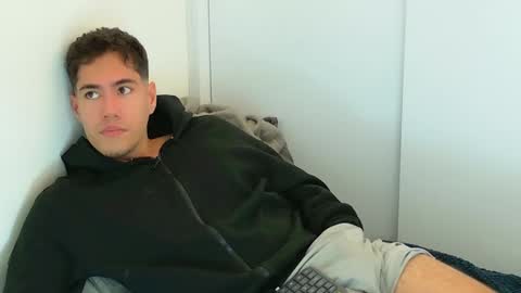 camara110 online show from 8, 11, 2025