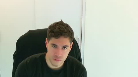 camara110 online show from 25, 11, 2025