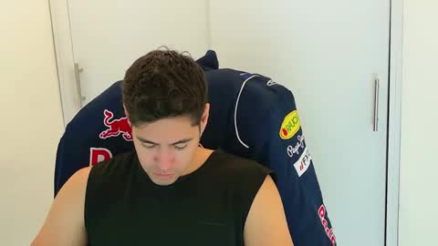 camara110 online show from 2, 12, 2025