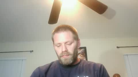 Snapshot of camb46ux1 chatting on 27, 3, 2026 camb46ux1 online show from 27, 3, 2026