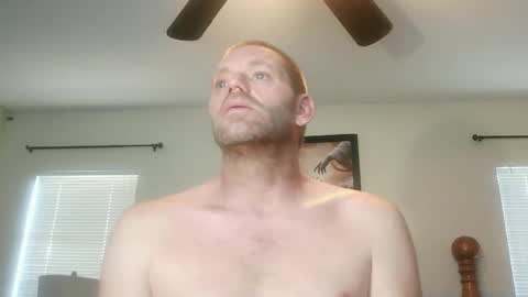 Snapshot of camb46ux1 chatting on 1, 4, 2026 camb46ux1 online show from 1, 4, 2026