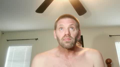 Snapshot of camb46ux1 chatting on 19, 4, 2026 camb46ux1 online show from 19, 4, 2026