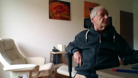 Snapshot of camcologne chatting on 31, 3, 2026 camcologne online show from 31, 3, 2026