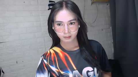 camela_star online show from 5, 2, 2025