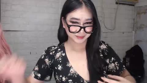 camela_star online show from 8, 10, 2025