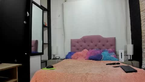 cameron_april online show from 25, 11, 2025