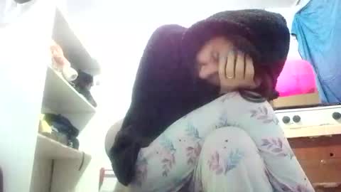 Snapshot of cameron_puppy chatting on 14, 1, 2025 Mara Catalina Romero Ordez online show from 14, 1, 2025