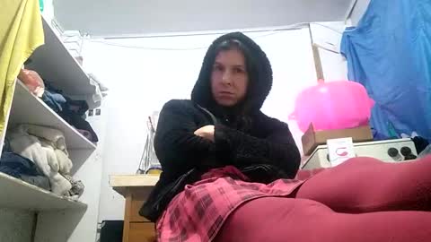 Snapshot of cameron_puppy chatting on 4, 3, 2025 Mara Catalina Romero Ordez online show from 4, 3, 2025