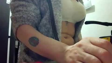 Snapshot of cameron_puppy chatting on 27, 9, 2025 Mara Catalina Romero Ordez online show from 27, 9, 2025