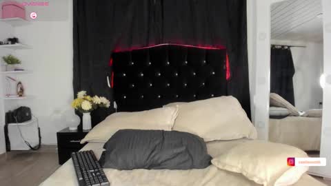 Camila cruz online show from 21, 10, 2025