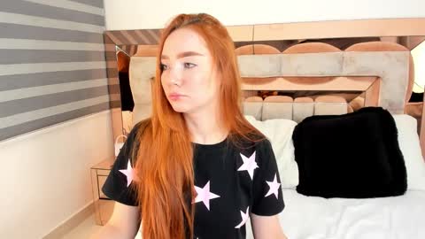 Snapshot of cami_lovers1 chatting on 23, 3, 2026 camii online show from 23, 3, 2026