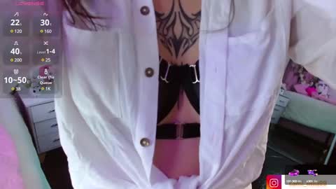 Snapshot of cami_mila99 chatting on 14, 12, 2024 CAMI online show from 14, 12, 2024