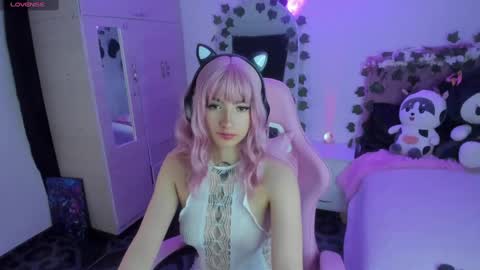 Snapshot of cami_mila99 chatting on 10, 3, 2025 CAMI online show from 10, 3, 2025