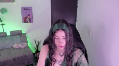 Snapshot of cami_mila99 chatting on 29, 11, 2025 CAMI online show from 29, 11, 2025