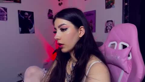 Snapshot of cami_mila99 chatting on 6, 1, 2026 CAMI online show from 6, 1, 2026