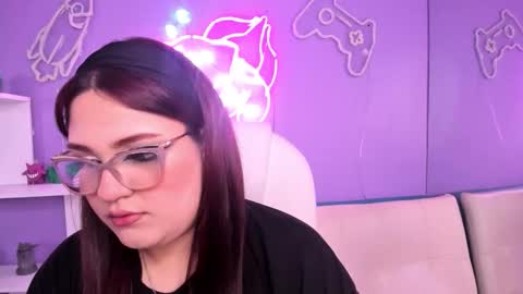 Camila Osorio online show from 8, 11, 2025