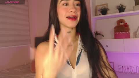 Snapshot of camiilaatorres chatting on 27, 5, 2026 camila online show from 27, 5, 2026