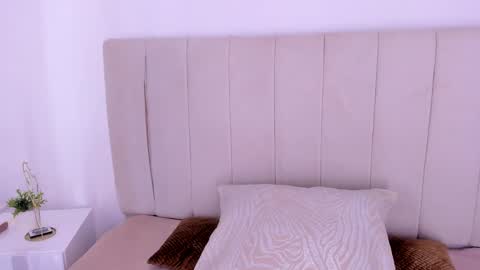 Snapshot of camila_adams chatting on 22, 12, 2024 Cami online show from 22, 12, 2024