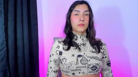 Snapshot of camila_coxx chatting on 8, 12, 2024  s online show from 8, 12, 2024