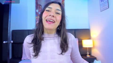 Snapshot of camila_coxx chatting on 2, 2, 2025  s online show from 2, 2, 2025