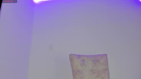 Snapshot of camila_coxx chatting on 7, 2, 2025  s online show from 7, 2, 2025