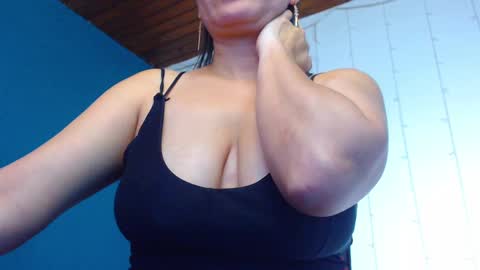 Snapshot of camila_delarosa chatting on 31, 1, 2025 camila online show from 31, 1, 2025