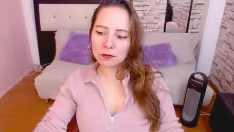 Snapshot of camila_delarosa chatting on 31, 3, 2026 camila online show from 31, 3, 2026