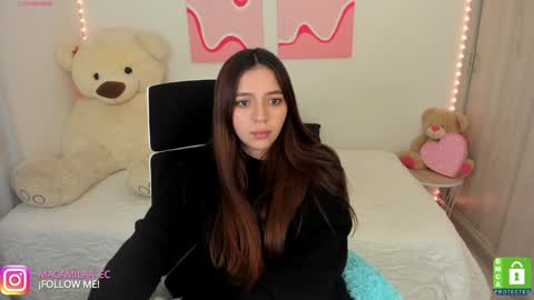  C A M I  online show from 19, 12, 2024