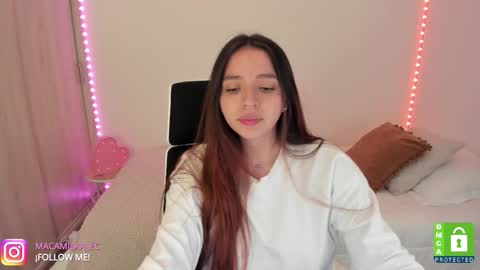  C A M I  online show from 10, 10, 2025