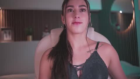 camila_martinez9 online show from 14, 1, 2026