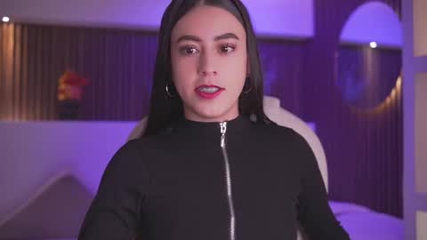 camila_martinez9 online show from 5, 2, 2026