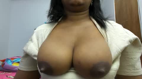 Camila online show from 11, 9, 2025