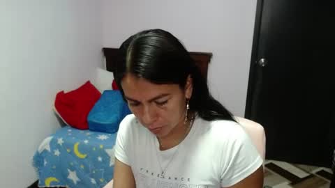 Snapshot of camila_vargas_ chatting on 10, 7, 2026 Camila Vargas online show from 10, 7, 2026