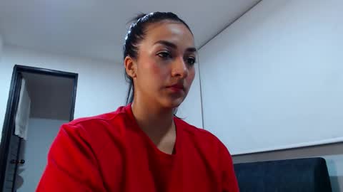 Camila online show from 15, 11, 2025