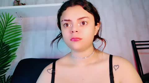 Snapshot of camilarose_oli chatting on 13, 1, 2025 camilarose_oli online show from 13, 1, 2025