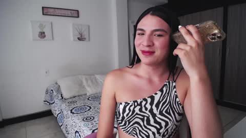 X IGcamiryan01 online show from 6, 12, 2024