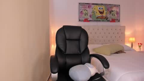   online show from 7, 11, 2025