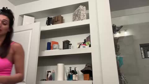 Snapshot of camiliakxoxo chatting on 10, 2, 2025 camiliakxoxo online show from 10, 2, 2025